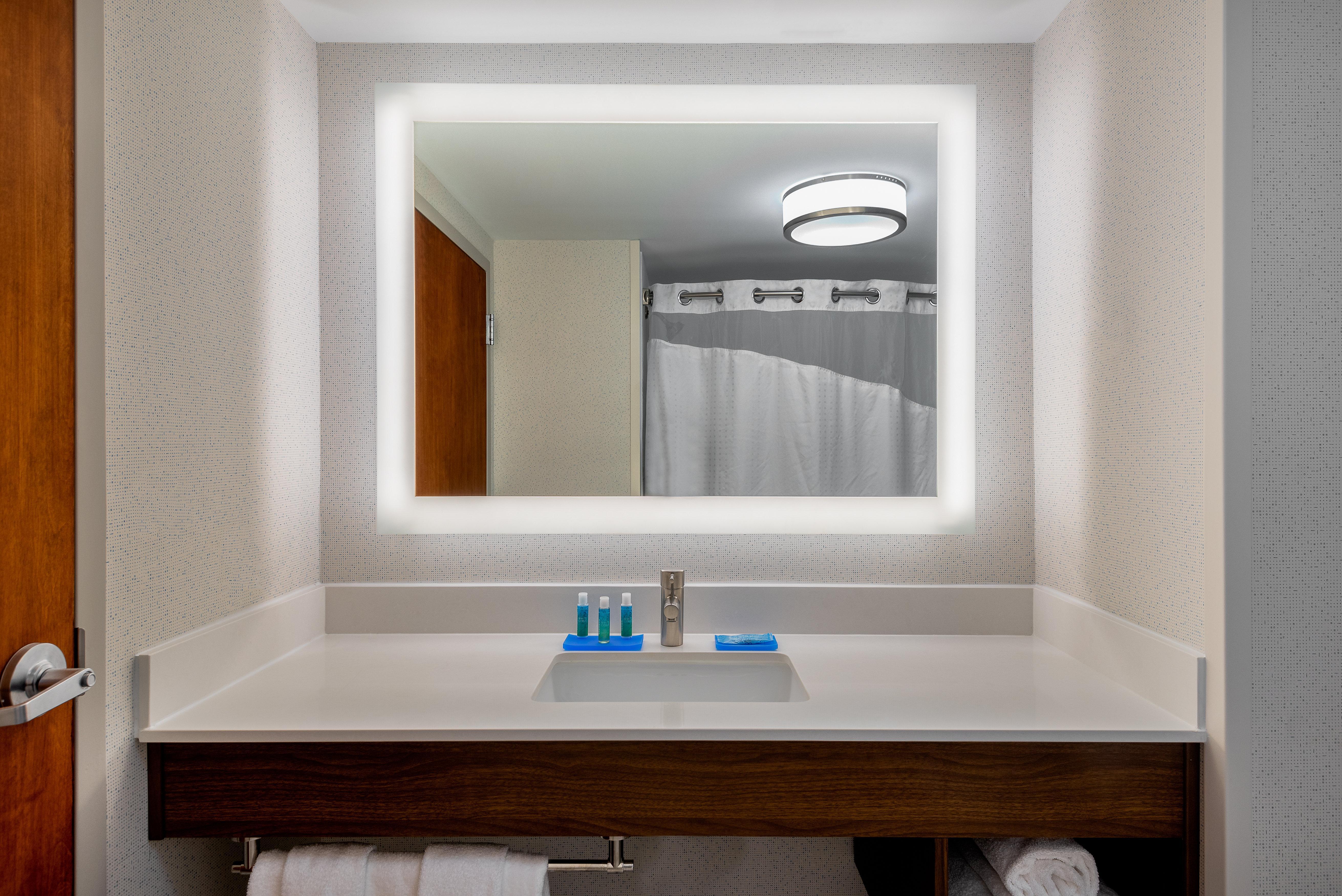 Holiday Inn Express Chapel Hill By Ihg Exterior foto