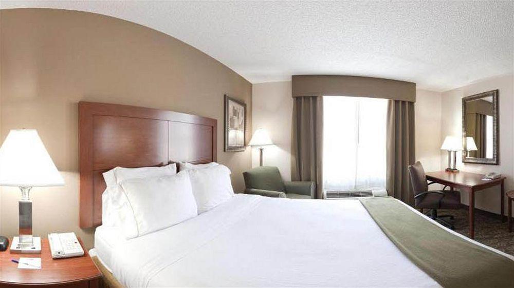 Holiday Inn Express Chapel Hill By Ihg Exterior foto